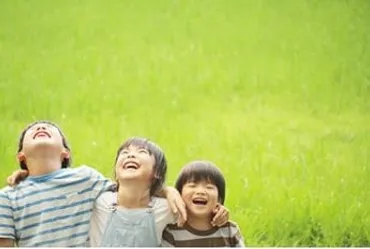 こっち向いて~」はNG!子どもの笑顔を上手に撮影する方法