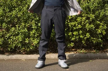 ワークマンの新作「ウールライクストレッチシャツ＆パンツ」が、とにかく快適！窮屈さが全くないんだ 