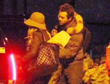 ライアン・レイノルズとブレイク・ライブリーの愛の軌跡：出会いから大家族まで？ライアン・レイノルズとブレイク・ライブリー：映画共演から育児まで