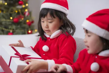 サンタクロースは存在する？子供の成長とクリスマスの思い出を紐解く(？)サンタクロースを巡る子供たちの葛藤と大人の対応